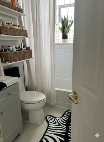 3912 N Ashland Avenue, Chicago, IL 60613