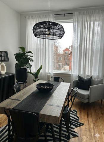 3912 N Ashland Avenue, Chicago, IL 60613