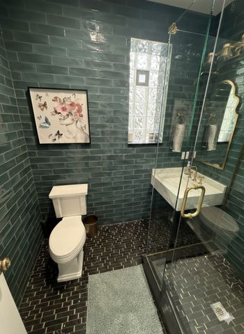 3912 N Ashland Avenue, Chicago, IL 60613