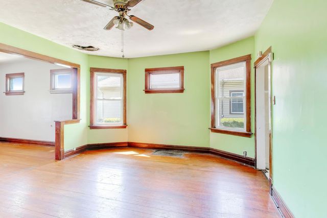 1926 S 9th Avenue, Maywood, IL 60153