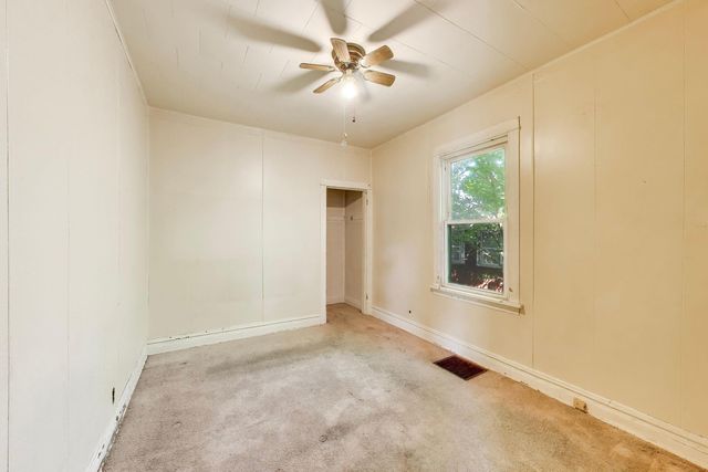 1926 S 9th Avenue, Maywood, IL 60153