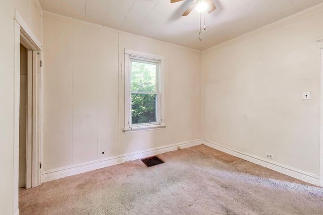 1926 S 9th Avenue, Maywood, IL 60153
