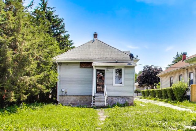 1926 S 9th Avenue, Maywood, IL 60153