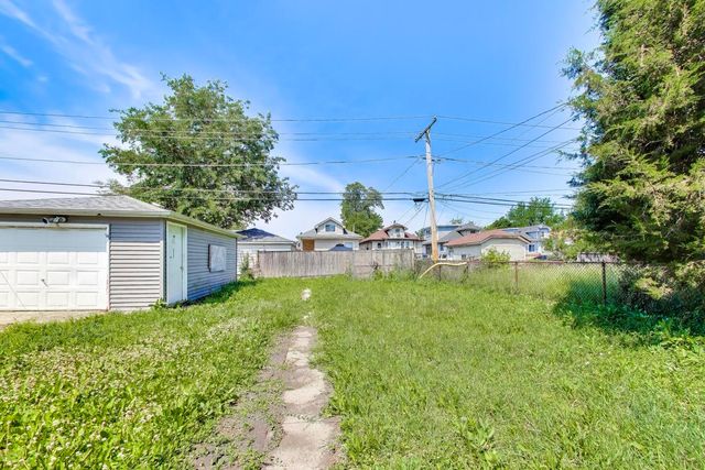1926 S 9th Avenue, Maywood, IL 60153