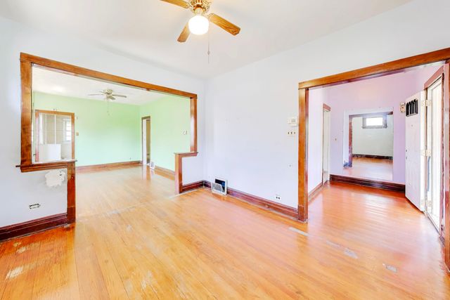 1926 S 9th Avenue, Maywood, IL 60153