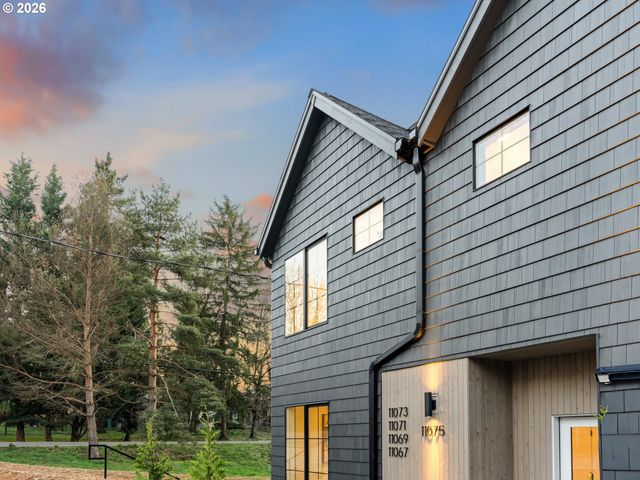 11067 Sw 61st Ave 5, Portland, OR 97219