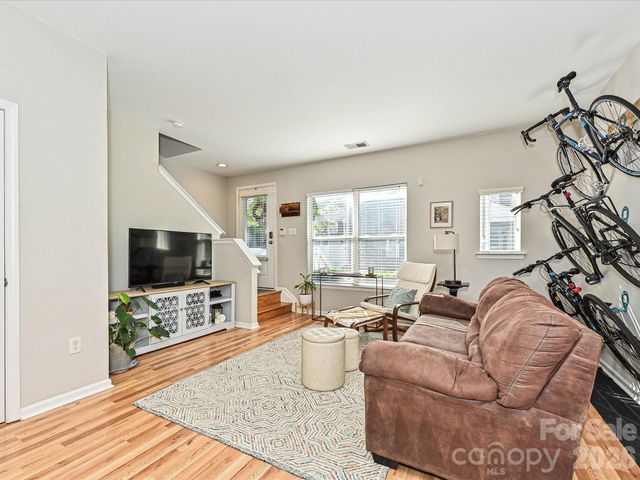 2256 Vision Drive, Charlotte, NC 28203