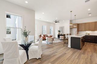 1138 W 16th Street, Houston, TX 77008