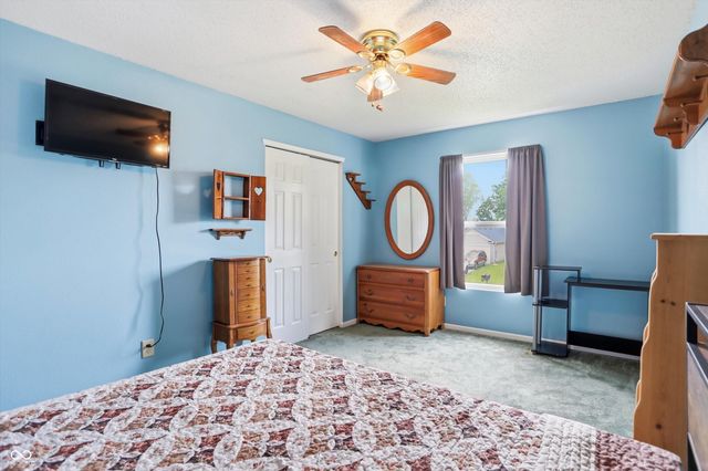502 Streamside Drive, Greenfield, IN 46140