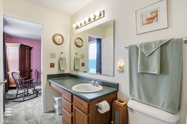502 Streamside Drive, Greenfield, IN 46140