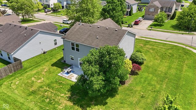502 Streamside Drive, Greenfield, IN 46140