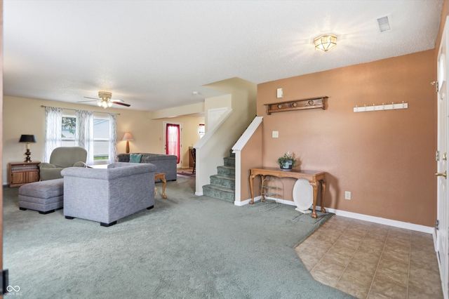 502 Streamside Drive, Greenfield, IN 46140