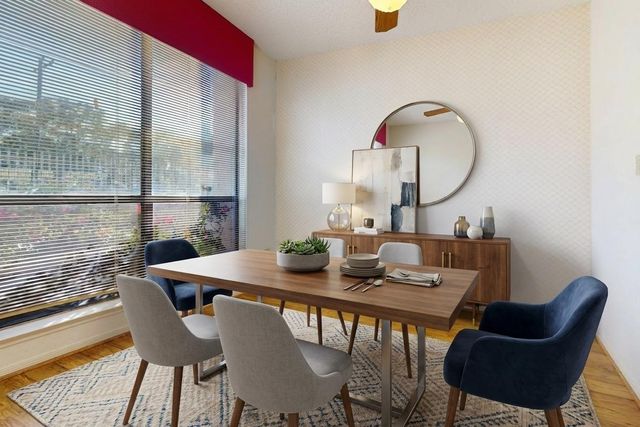 8365 Sands Point Drive 221, Houston, TX 77036