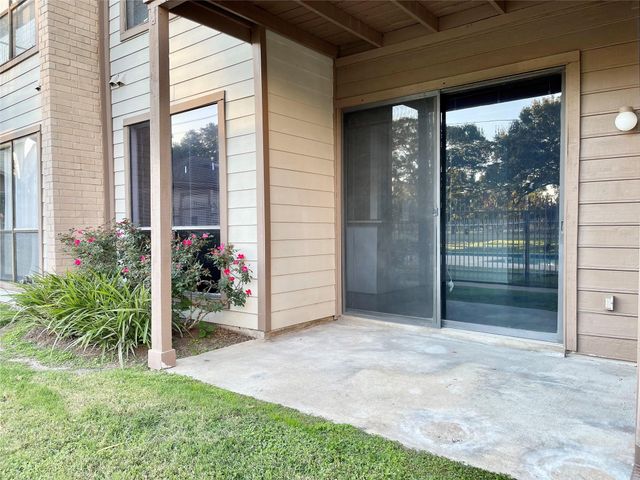 8365 Sands Point Drive 221, Houston, TX 77036