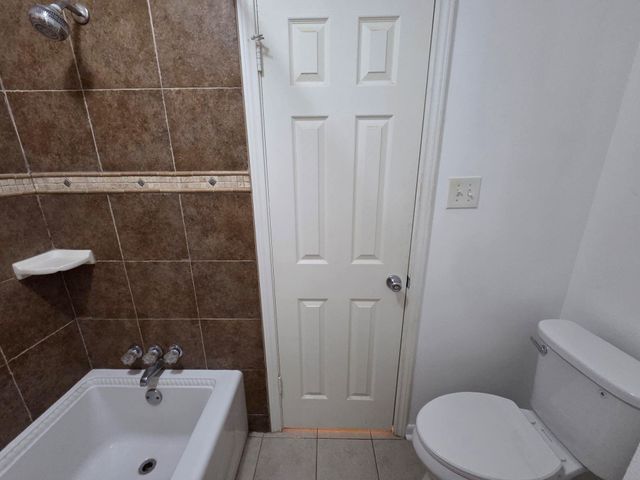 2121 Redwood Street, Kemah, TX 77565