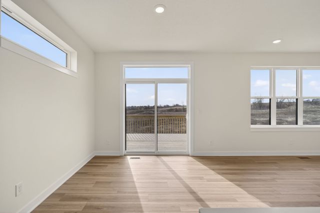 718 Plainside Avenue, Norwalk, IA 50211