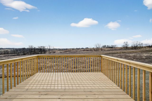 718 Plainside Avenue, Norwalk, IA 50211