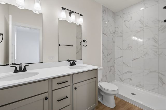 718 Plainside Avenue, Norwalk, IA 50211