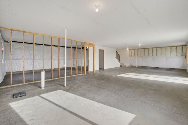 718 Plainside Avenue, Norwalk, IA 50211