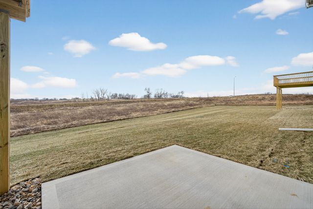 718 Plainside Avenue, Norwalk, IA 50211