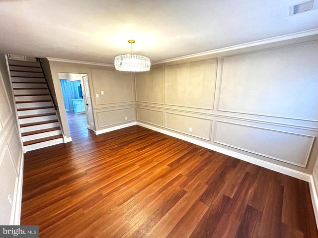 33 PARK VALLEI LN, Brookhaven, PA 19015