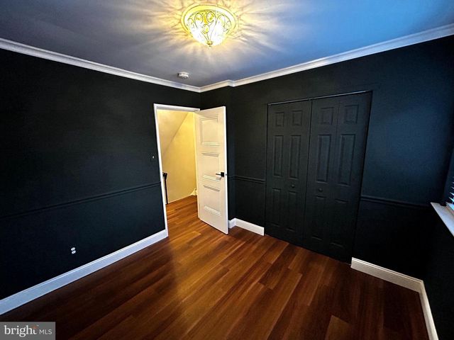 33 PARK VALLEI LN, Brookhaven, PA 19015