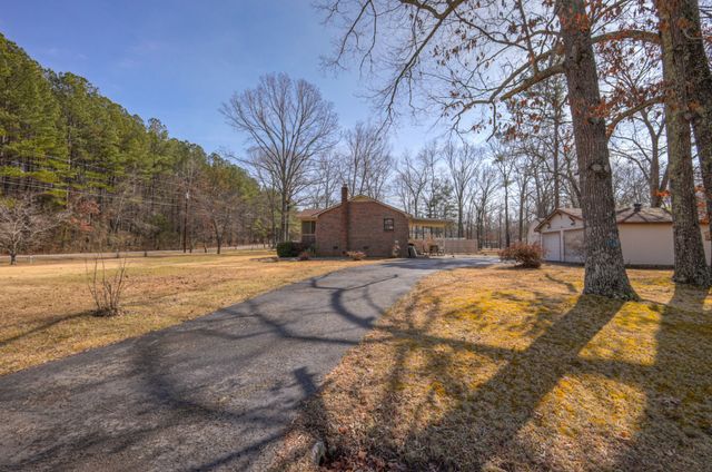 1700 Harton Blvd, Tullahoma, TN 37388