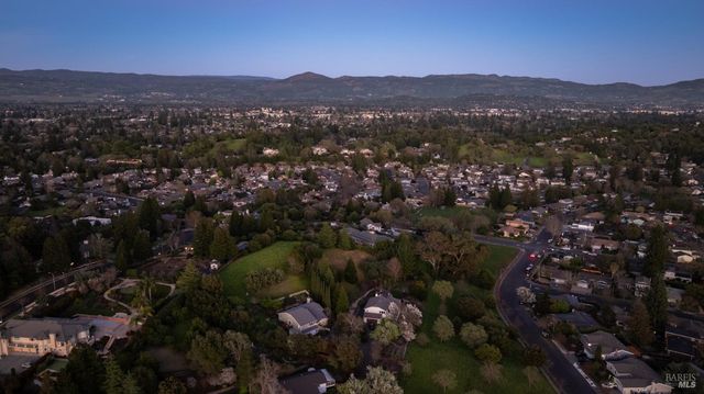 3344 Linda Mesa Way, Napa, CA 94558