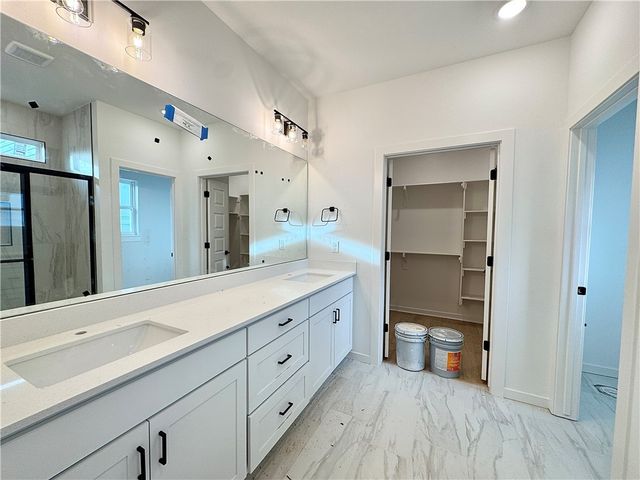 5905 SW Bear Creek Avenue, Bentonville, AR 72713