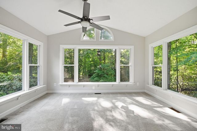 2 ENGLISH HILLS DR, Fredericksburg, VA 22406
