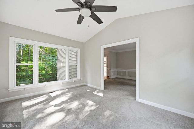2 ENGLISH HILLS DR, Fredericksburg, VA 22406