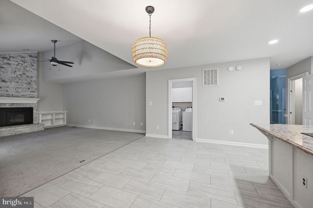 2 ENGLISH HILLS DR, Fredericksburg, VA 22406