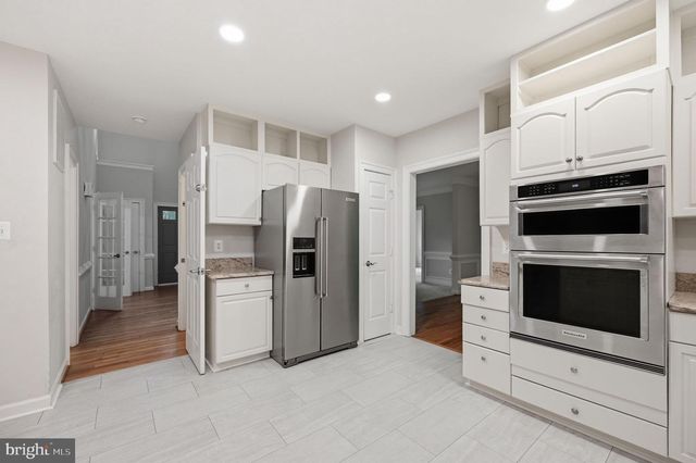 2 ENGLISH HILLS DR, Fredericksburg, VA 22406
