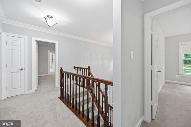 2 ENGLISH HILLS DR, Fredericksburg, VA 22406