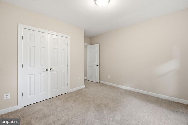 2 ENGLISH HILLS DR, Fredericksburg, VA 22406