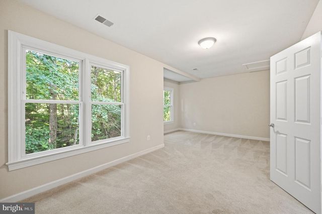 2 ENGLISH HILLS DR, Fredericksburg, VA 22406