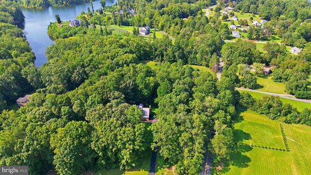 2 ENGLISH HILLS DR, Fredericksburg, VA 22406