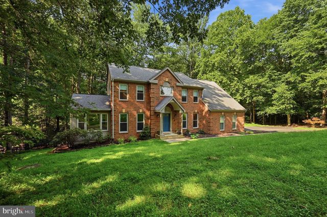 2 ENGLISH HILLS DR, Fredericksburg, VA 22406