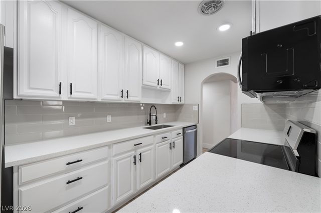 3809 Millwood Avenue, Las Vegas, NV 89121