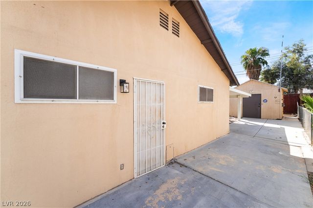 3809 Millwood Avenue, Las Vegas, NV 89121