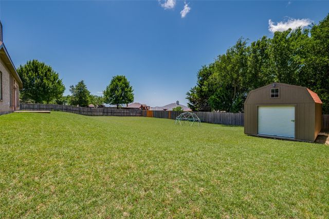 6051 W Fall Drive, Midlothian, TX 76065