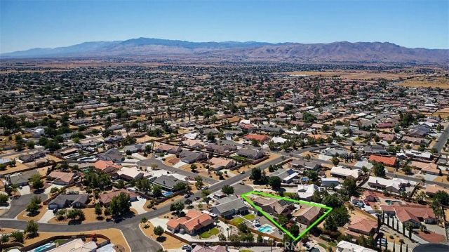 12776 Skyline Ranch, Apple Valley, CA 92308