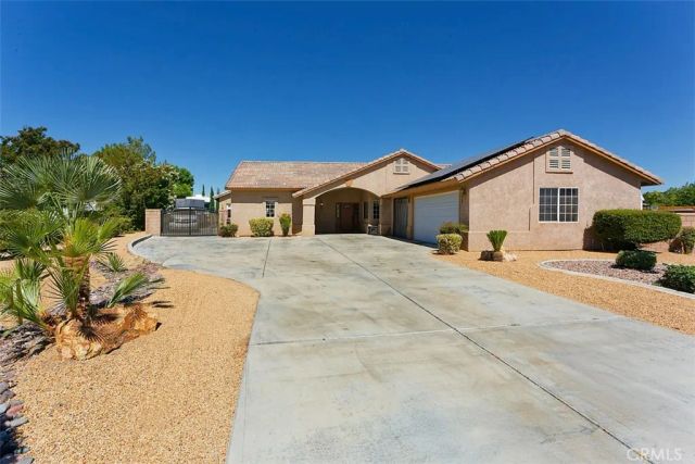 12776 Skyline Ranch, Apple Valley, CA 92308