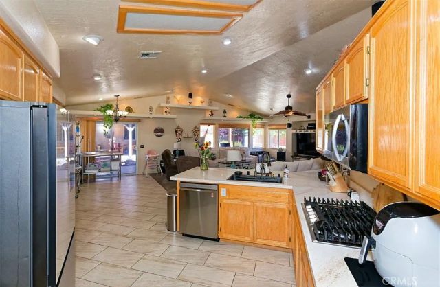 12776 Skyline Ranch, Apple Valley, CA 92308