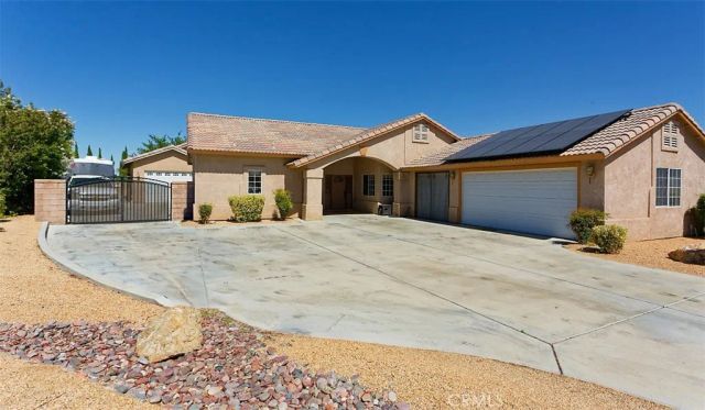12776 Skyline Ranch, Apple Valley, CA 92308
