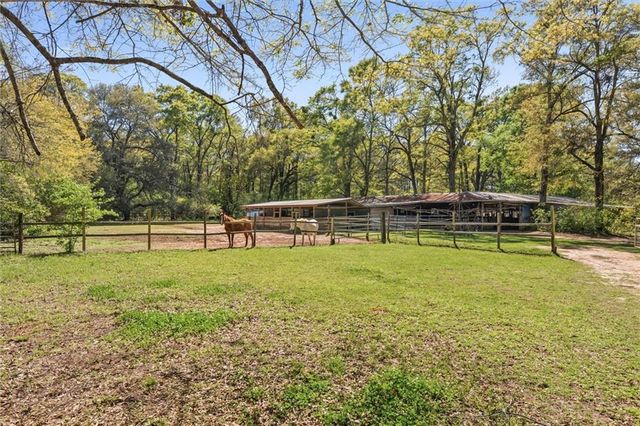 3200 Driskell Loop Road N, Wilmer, AL 36587