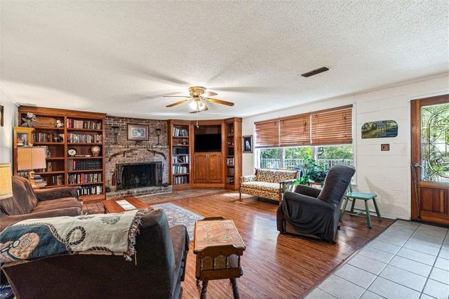 3200 Driskell Loop Road N, Wilmer, AL 36587