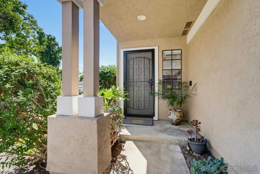 8391 Suntree Pl, San Diego, CA 92119 — photo 2