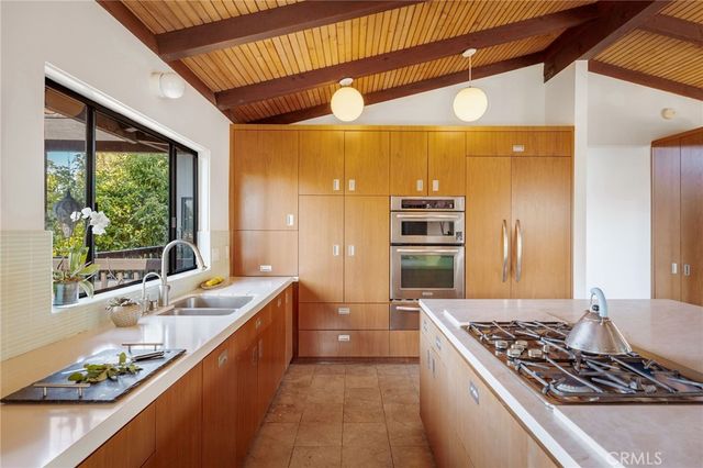 1405 Via Gabriel, Palos Verdes Estates, CA 90274