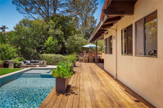 1405 Via Gabriel, Palos Verdes Estates, CA 90274